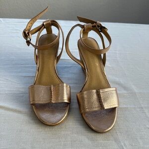 Splendid women’s 6.5 Tadeo wedge ankle strap sandal in metallic rose